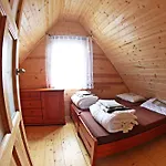 Letniskowe Amelia 우스트 노리 모르스키